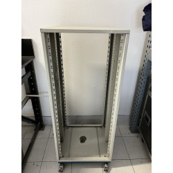 RACK metallico bianco 26 unità